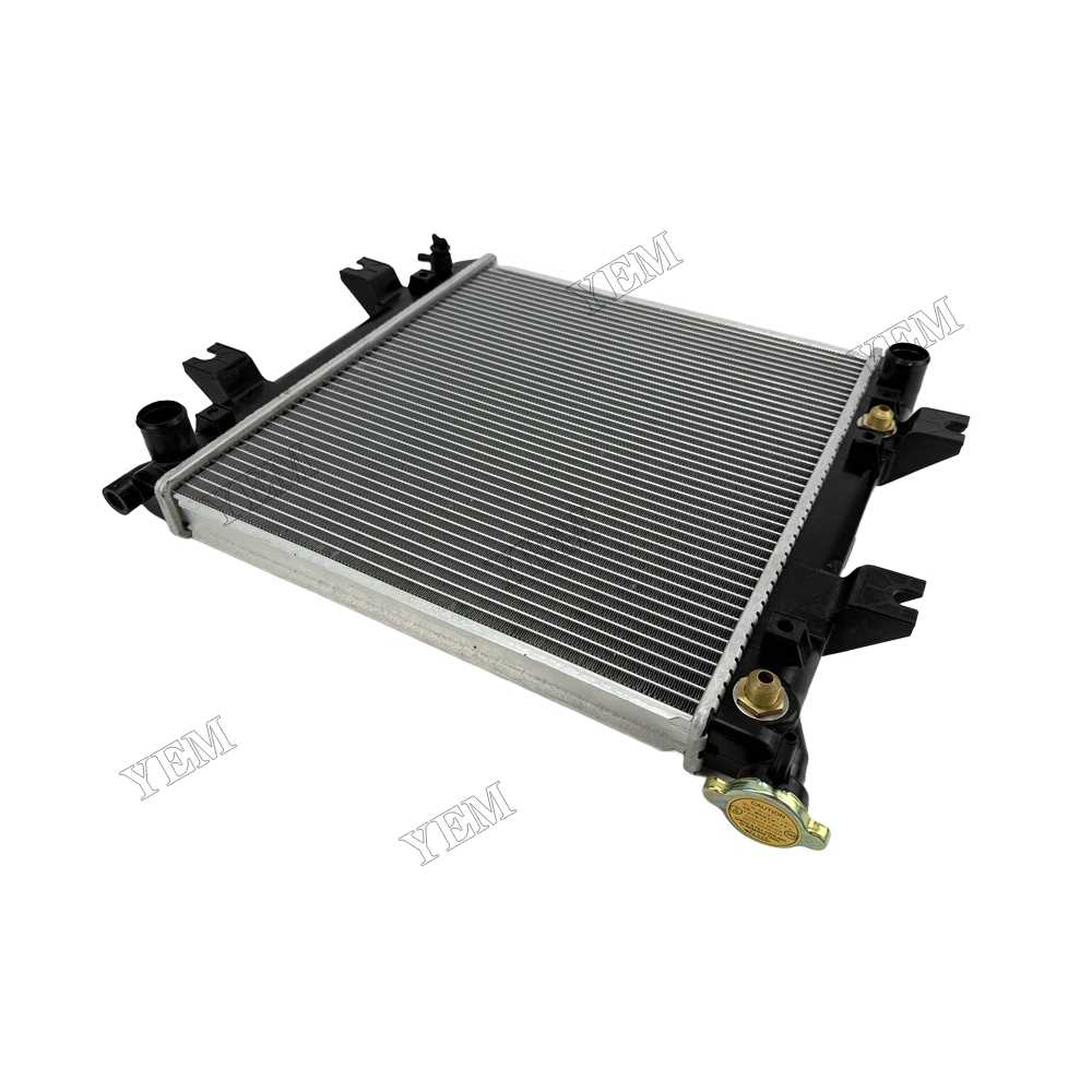 YEM Parts H20 Water Tank Radiator for Nissan Mechanical Spare Parts For Nissan