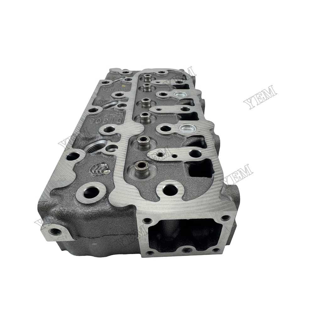 YEM Parts 16030-03044 Cylinder Head for Kubota D1105 Diesel Engine Parts For Kubota