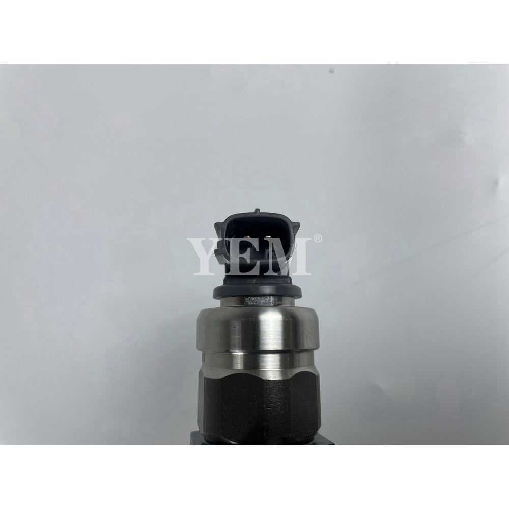 V3307 FUEL INJECTOR ASSY 1J770-53051 FOR KUBOTA DIESEL ENGINE PARTS For Kubota