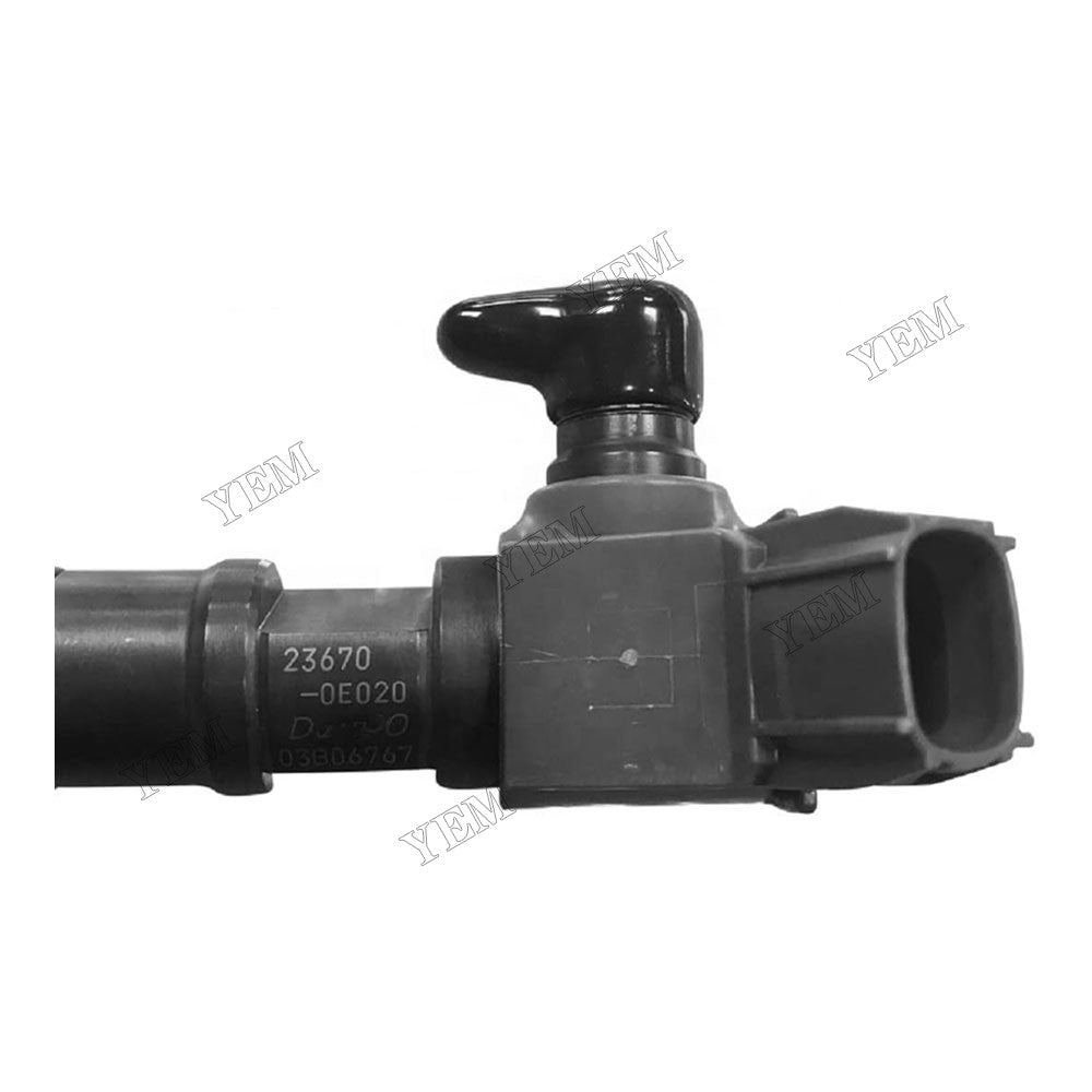 For Toyota Engine 2GD-FTV 2.4L Fuel Injector 23670-0E020