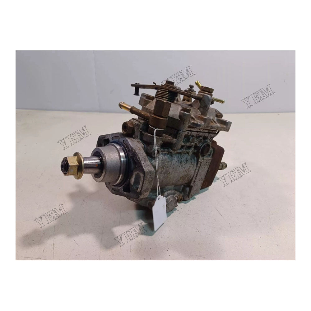 For Briggs & Stratton Horizontal Engine 582447-0125-A1 582447-0125-E2 582447-0131-E2 582447-0225-E2 582447-0231-E2 Fuel Injection Pump 825299 22100-87806 For Briggs