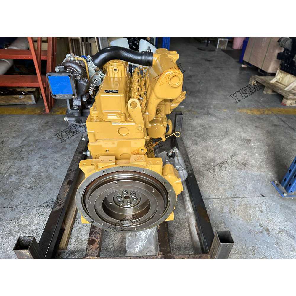 For Caterpillar Engine C2.4-T Complete engine assembly 2200 rpm 36.0KW Serial Number: 7KD9771 For Caterpillar