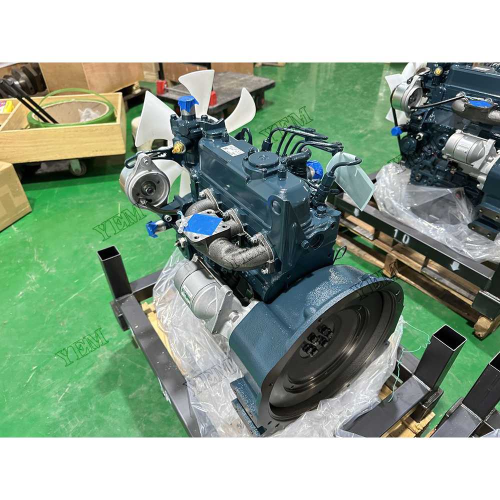 For Kubota Engine D1005 Complete engine assembly 3000 rpm 17.5kw Serial Number: 730-733 For Kubota