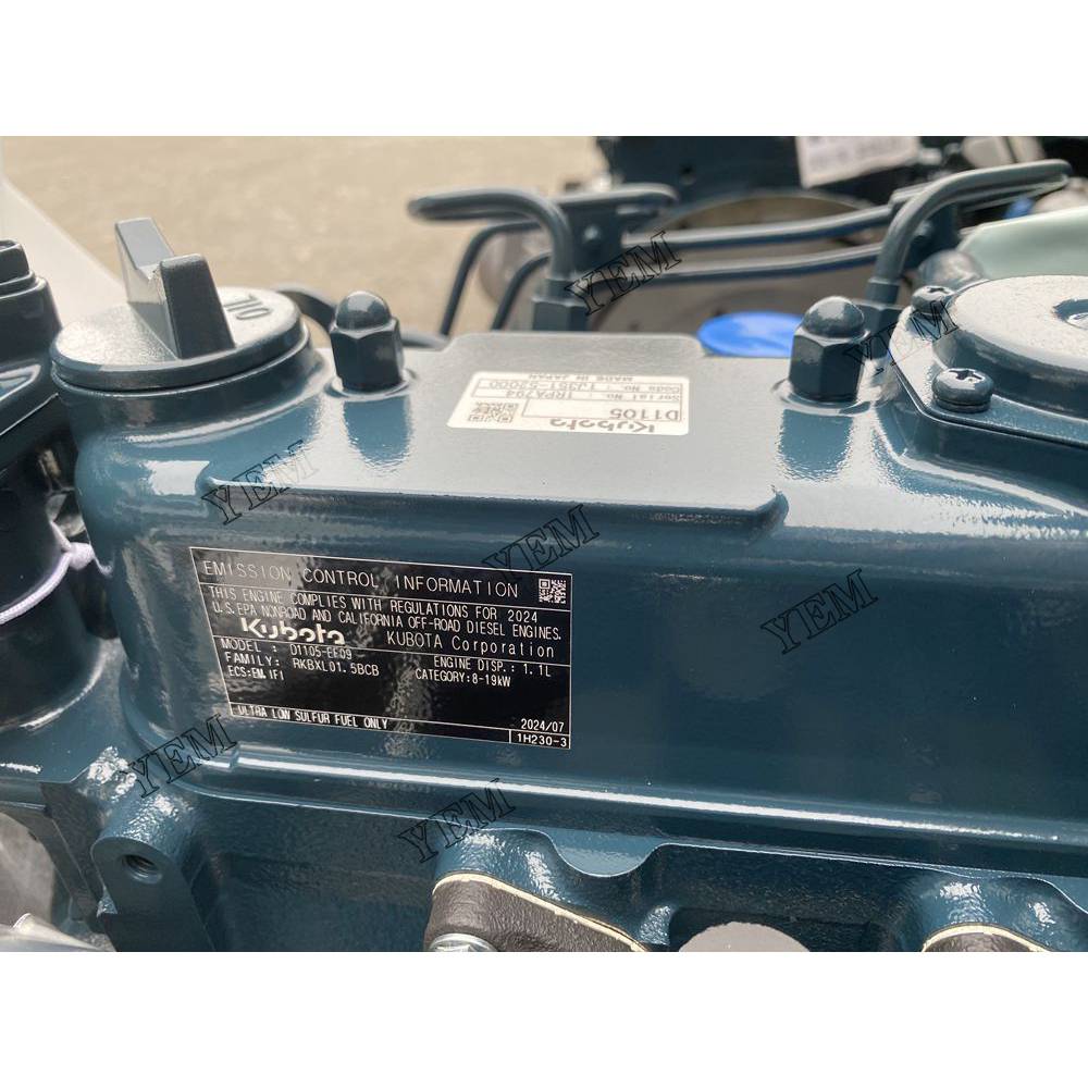 For Kubota Engine D1105 Complete engine assembly 2200 rpm 14.0kw Serial Number: 788-791 For Kubota