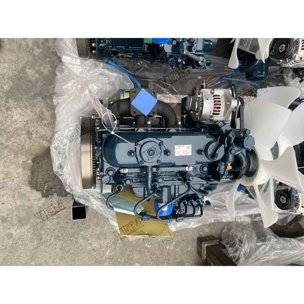 For Kubota Engine D1105 Complete engine assembly 3000 rpm 18.2kw Serial Number: 784-787 For Kubota