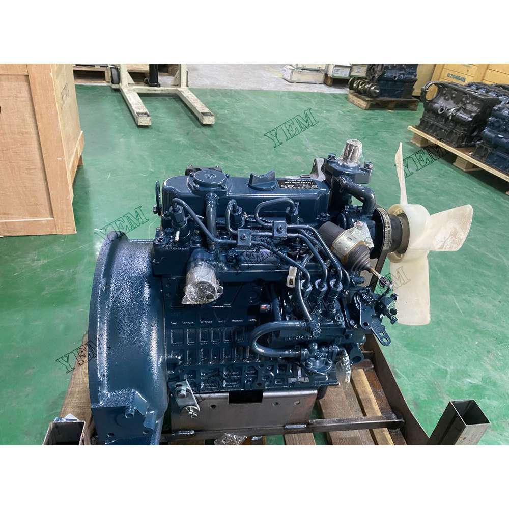 For Kubota Engine D902 Complete engine assembly 3200 rpm 16.1kw Serial Number: 4GJ4038 For Kubota