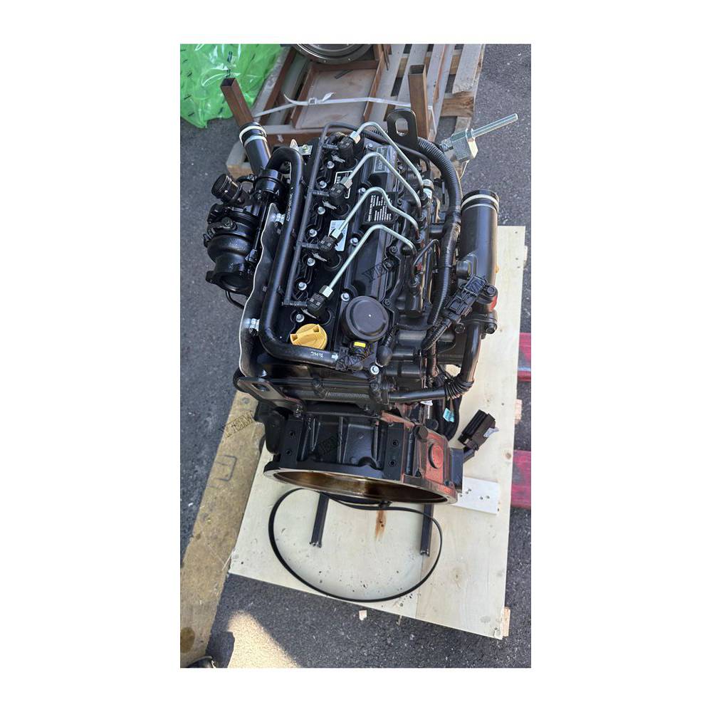 For Doosan Engine D24-C3-CR Complete engine assembly 2100 rpm 38.9kw Serial Number: 7127082 For Doosan