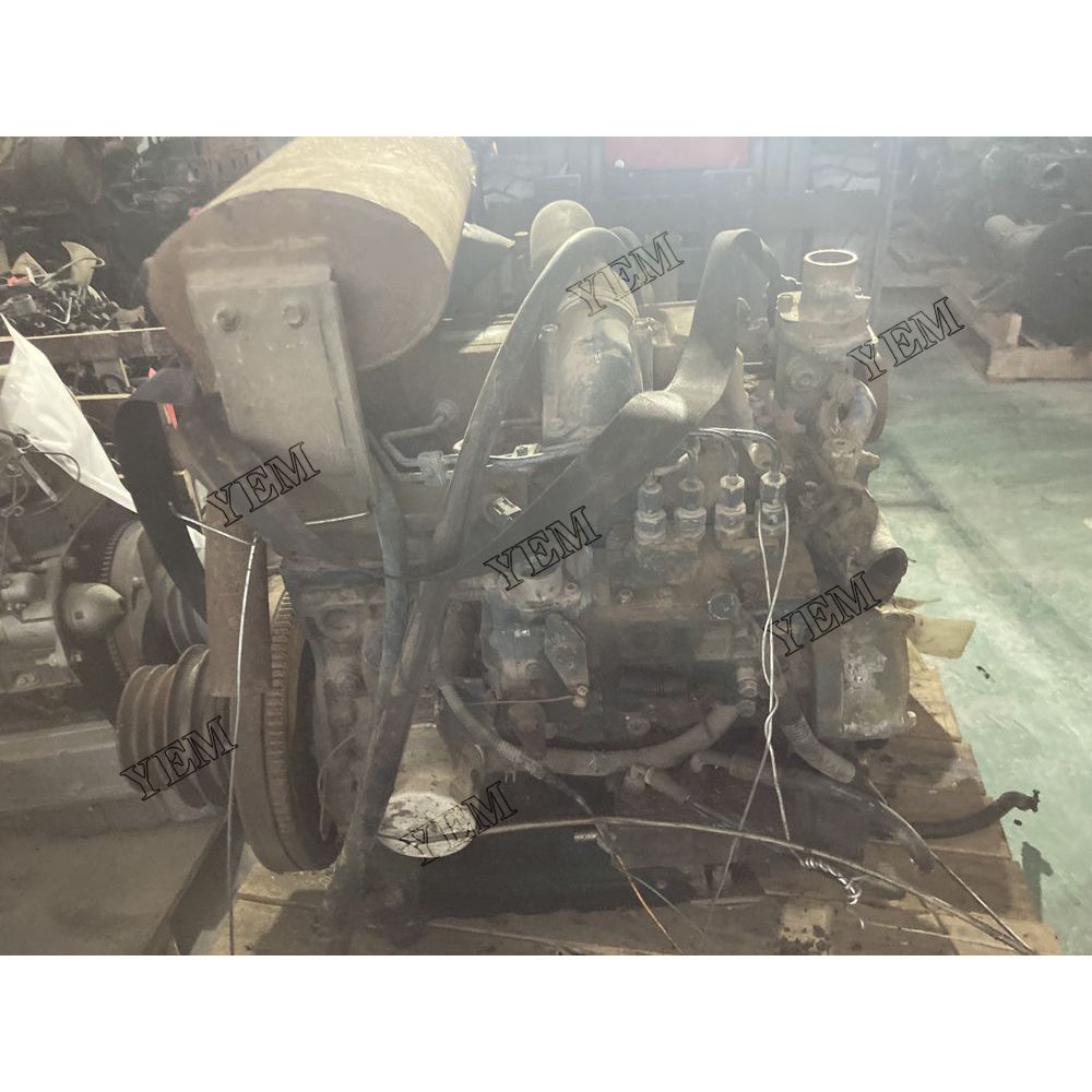 For Kubota Engine V3300-DI Complete engine assembly Serial Number: 4EOO28 For Kubota