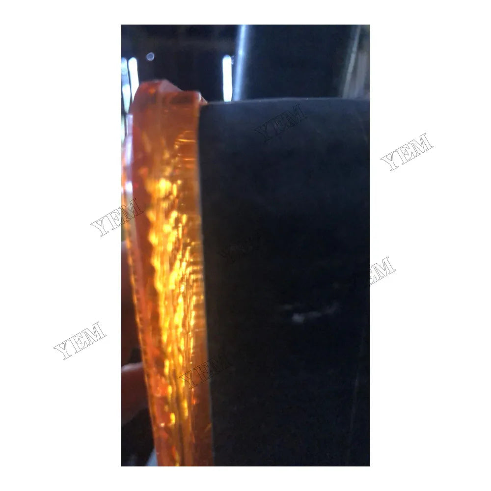 For John Deere Tractor 4010 4100 4110 4115 4120 4200 4300 4400 4500 4600 4700 2Pcs Amber Lens RE70020