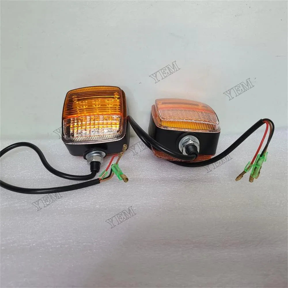 For Komatsu Forklift AE50 AM50 FB10/14-12 FB15/18-12 FB20AF-12 FB20MF-12 Light Turn Signal 3BA-56-71421 For Komatsu