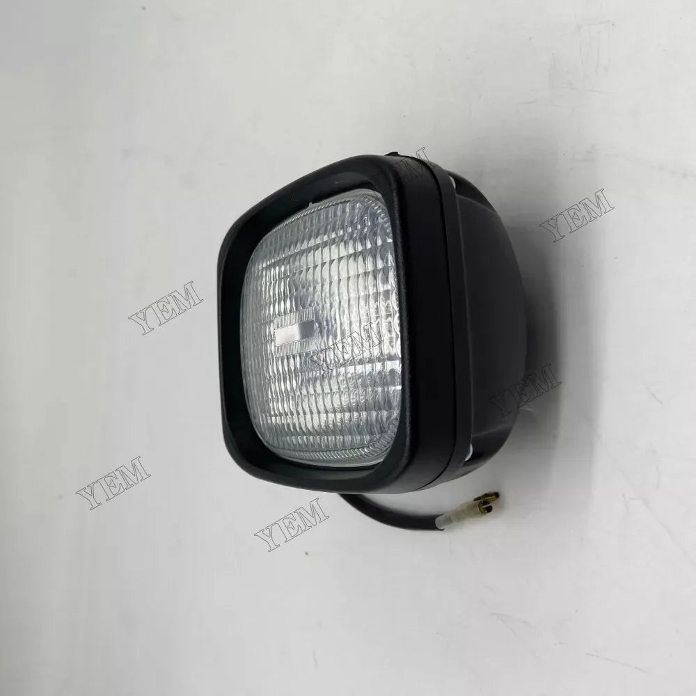For TCM Forklift FCG15-2 FCG18-2 FCG20-2 FCG30-3 FG20T3 FG25T6 FHG15T3 FHG18T2 FHG36T3 12V 55W Headlight 216G2-40602 For TCM