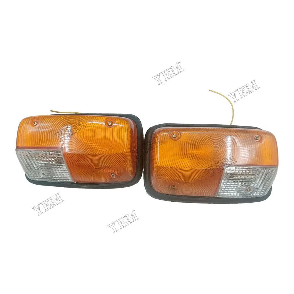 For Komatsu Loader WA100-1 WA120-1 WA150-1 WA180-1 WA250-1 WA400-1 WA470-1 2 Pcs Lamp 22W-06-12310 22W-06-12320 For Komatsu
