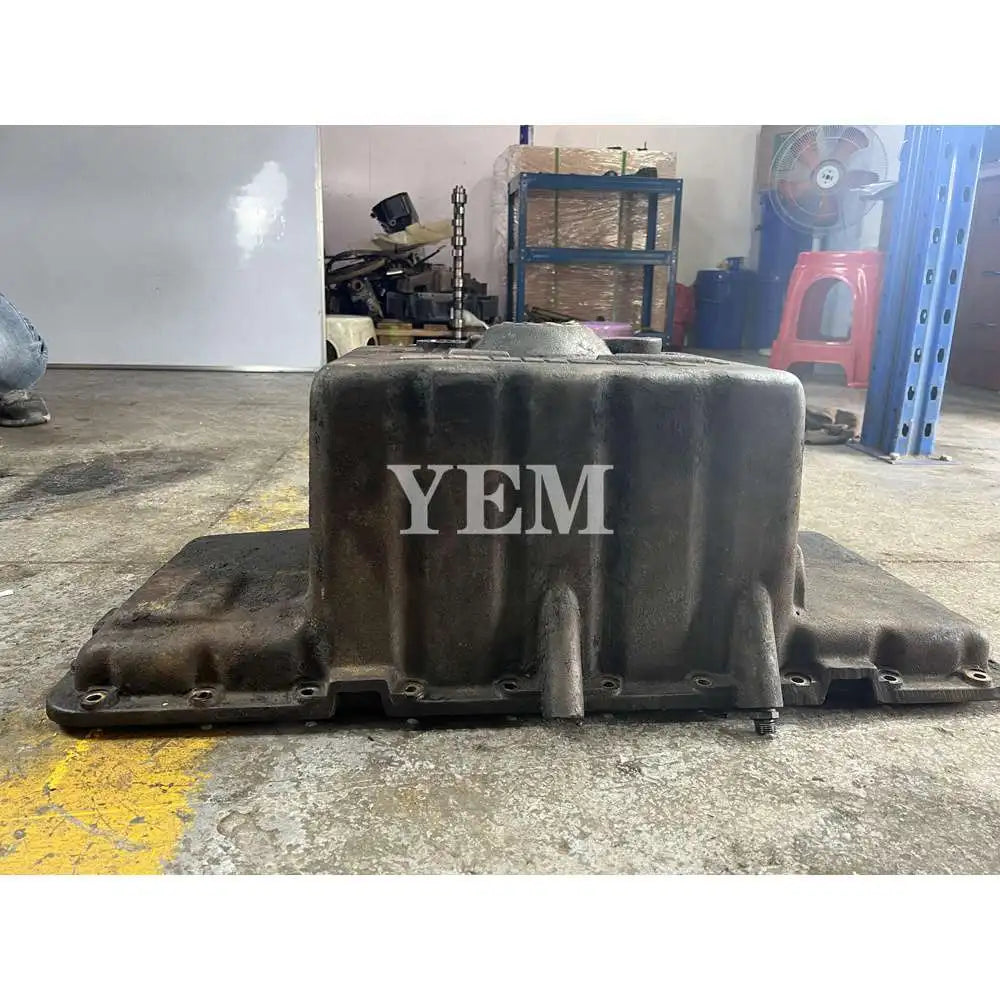 Engine D924T Oil Pan For Liebherr Diesel engine spare parts For Yanmar