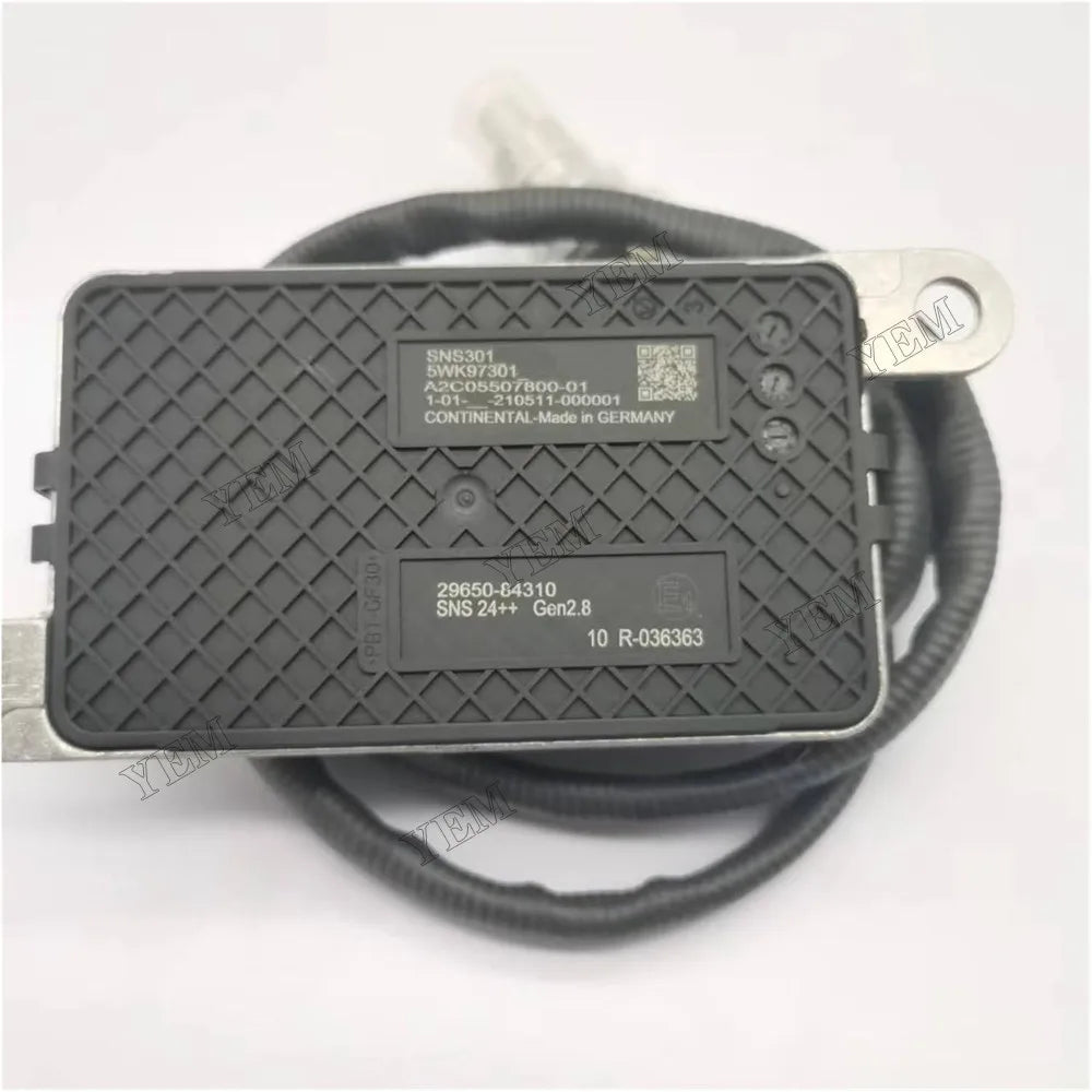 For Hyundai Truck Xcient Trago Mighty Mega 24V Nitrogen Oxide Nox Sensor 5WK97301 29650-84310 For Hyundai