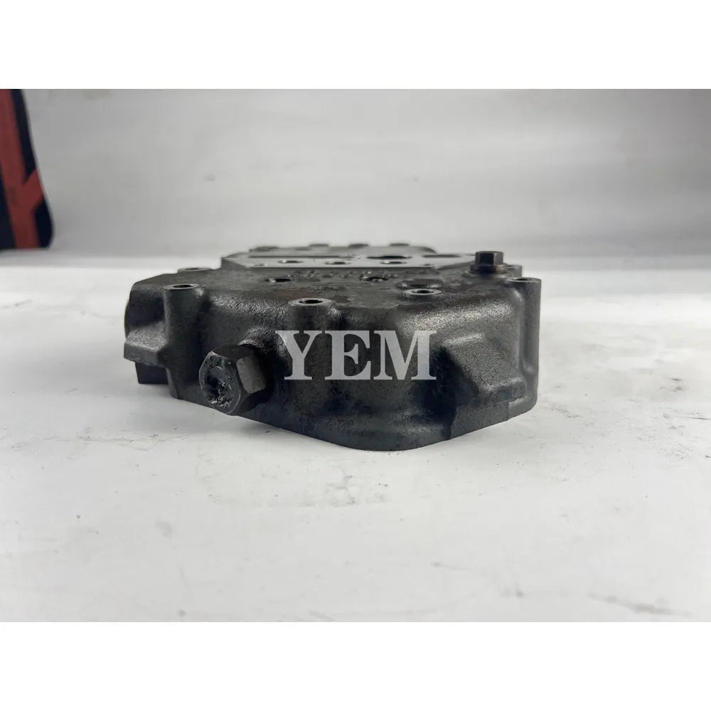 Engine D924T Oli Cooler Cover For Liebherr Diesel engine spare parts For Yanmar