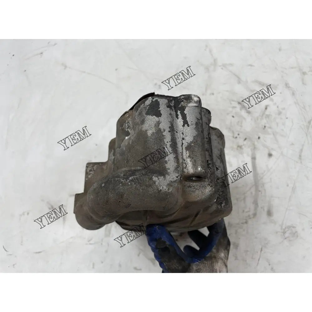 D934T S For Liebherr 10119011 Valve cover C Engine Spare Parts For Yanmar