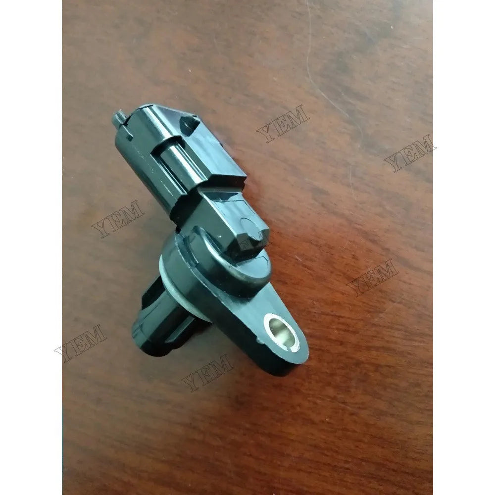 For Volvo C30 C70 S40 S60 S80 V40 V50 V60 V70 XC60 I XC70 II XC90 I Camshaft Position Sensor 8658726 21123875 For Volvo