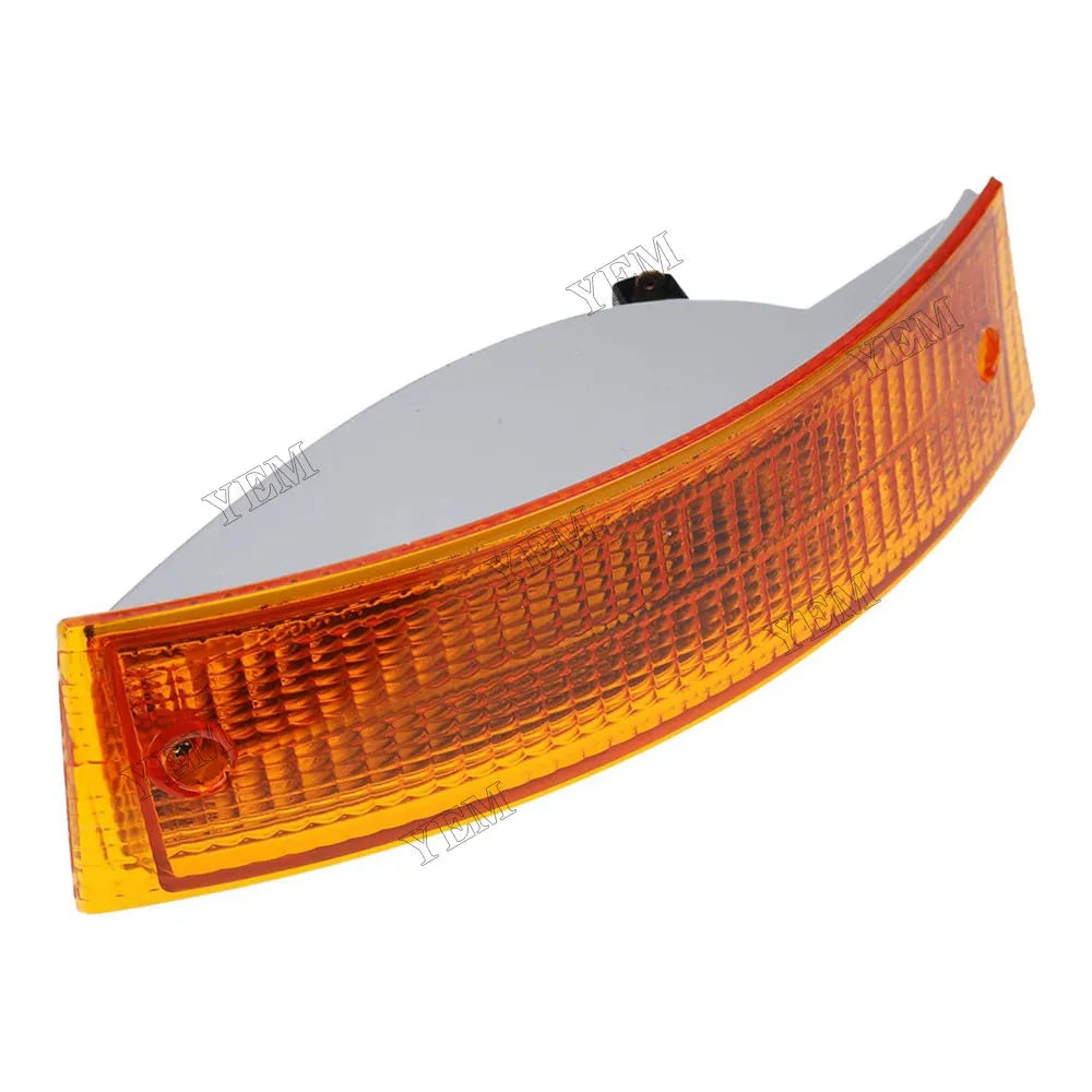 For New Holland Tractor Loader LV80 U80 U80B U80C LH & RH Front Turn Lamp 131797A1 131796A1