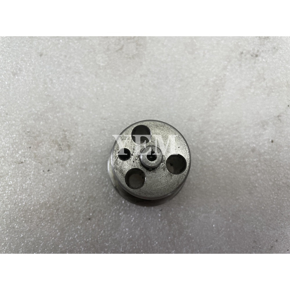 Engine Idler Gear shaft For Yanmar 3TNM68 Excavator Parts Engine
