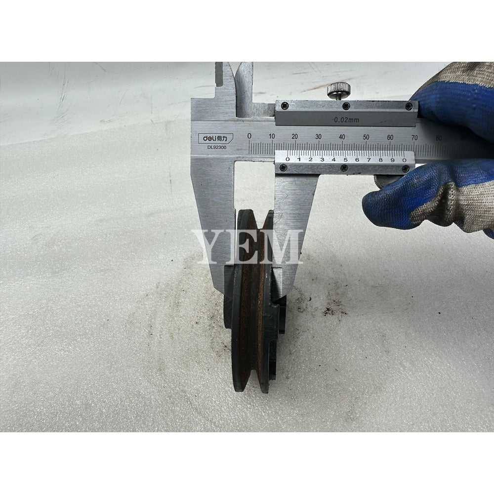 D902 A Crankshaft Pulley For Kubota Excavator Parts Engine