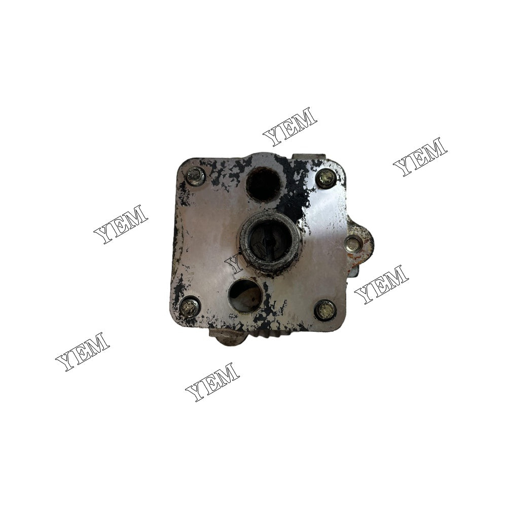 New OEM Oil Pump Assy For Kubota D1703 diesel engine parts For Kubota
