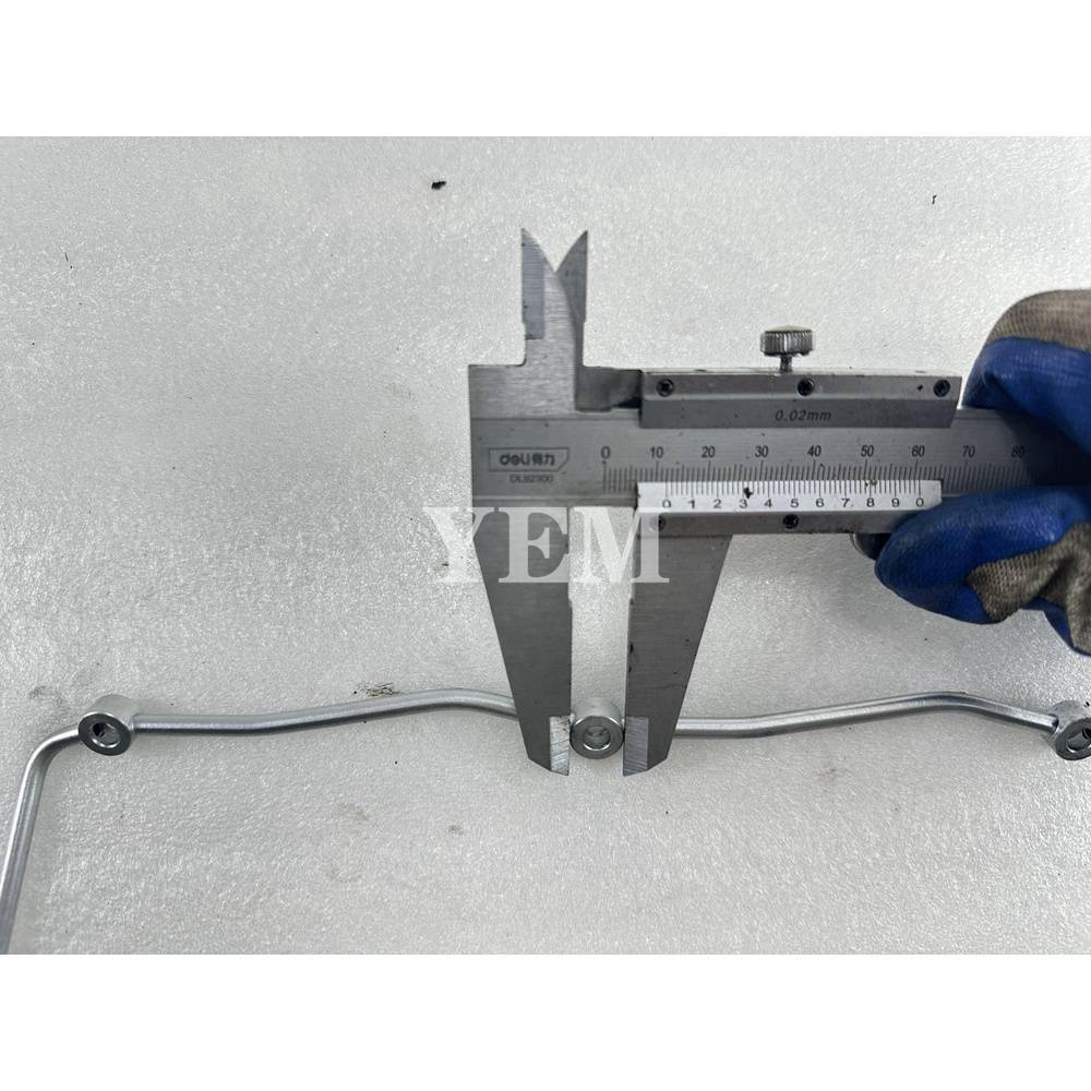1C020-42500 1C02042500 For Kubota V3800DI Overflow Fuel Injector Return Pipe For Kubota