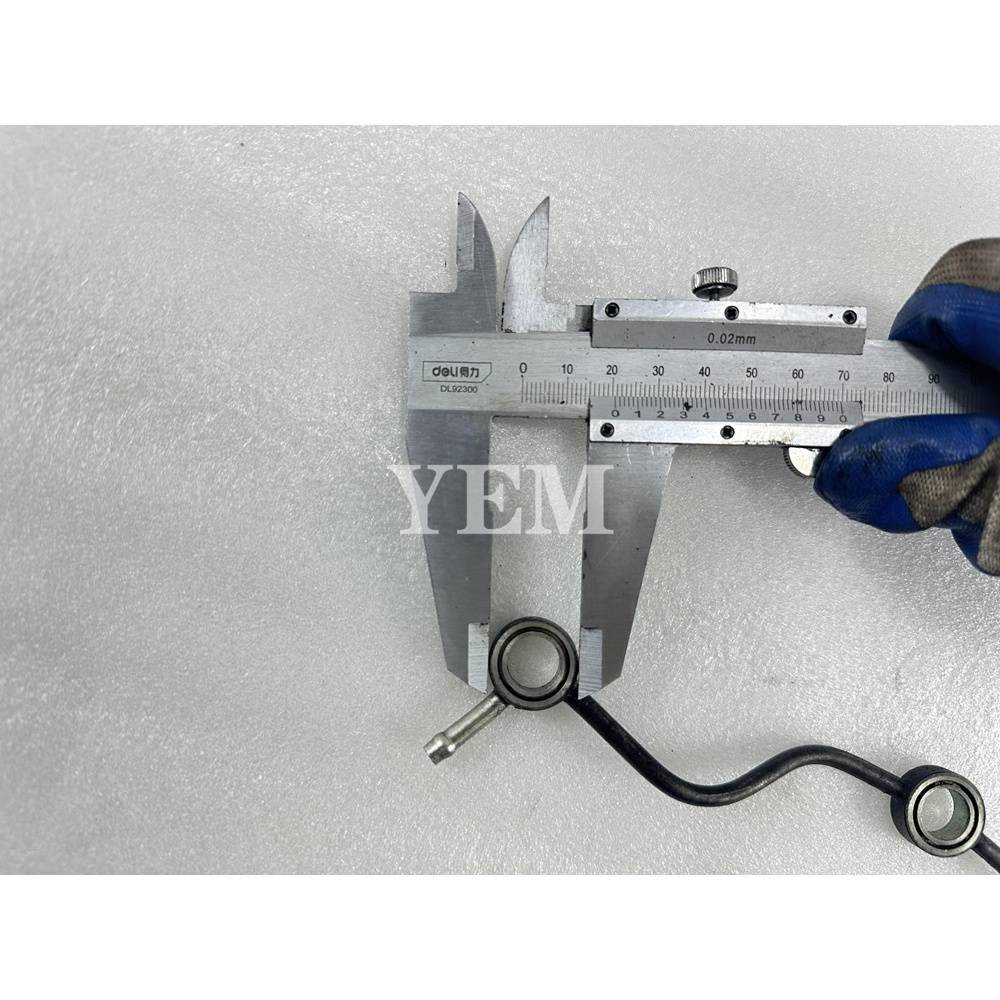 For Kubota V3300IDI Overflow Fuel Injector Return Pipe For Kubota