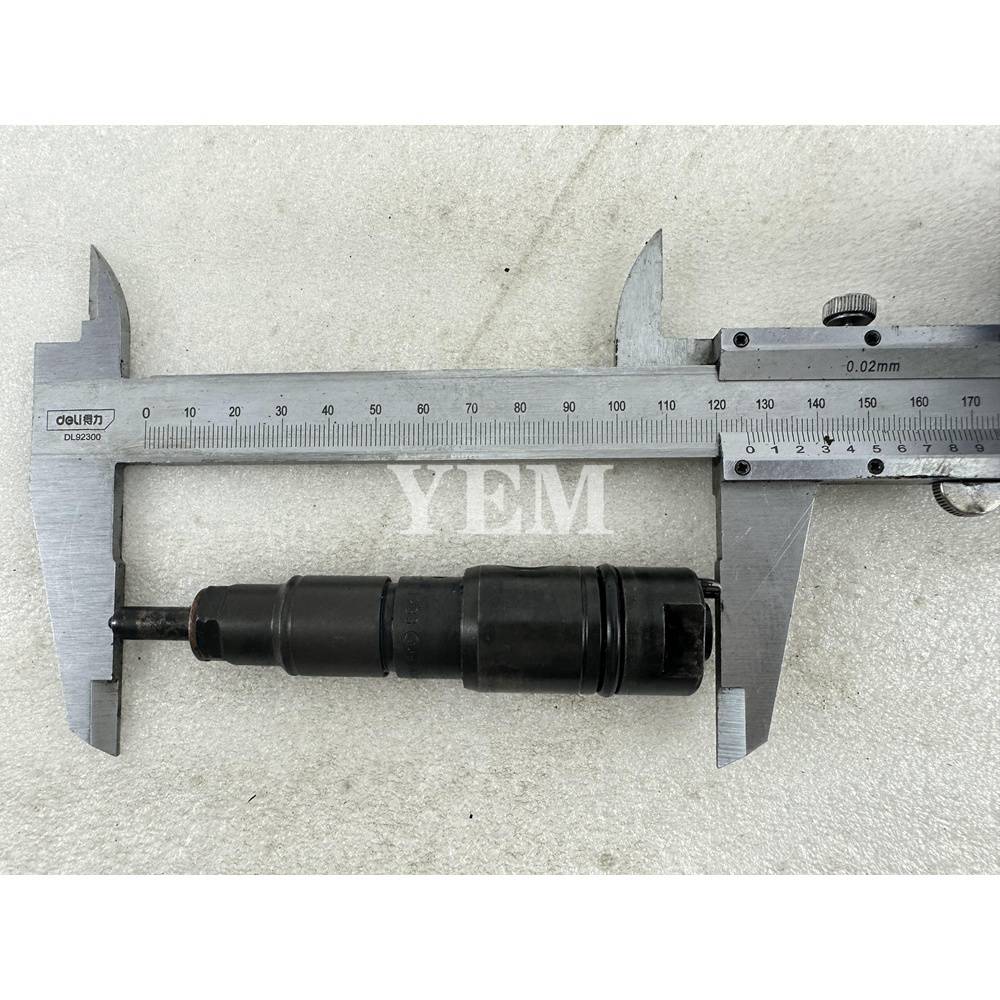 USED For Liebherr Engine 9080711 D936 Fuel Injector OEM Parts For Liebherr