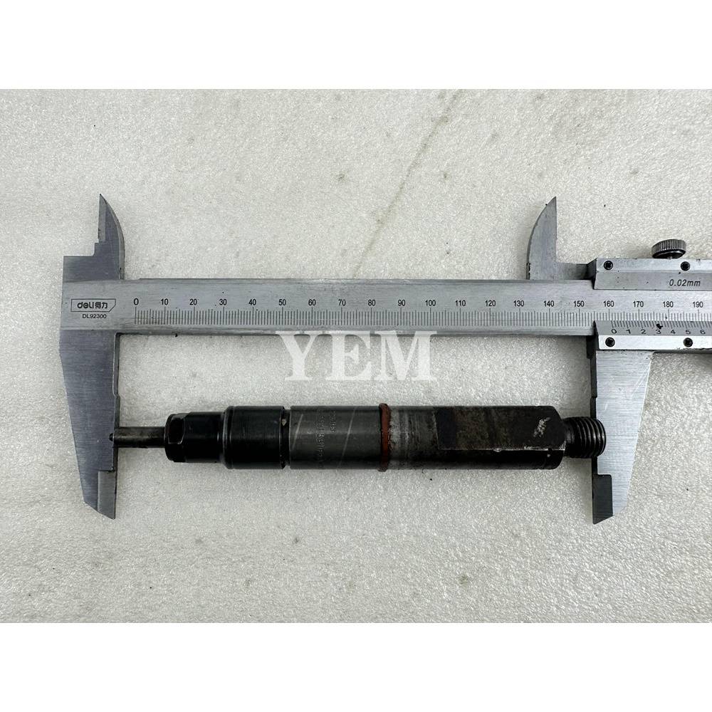 USED For Liebherr Engine 9078856 D926 Fuel Injector OEM Parts For Liebherr