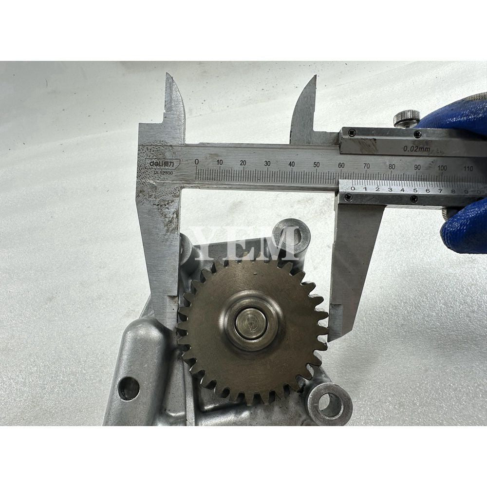 4TNV106 Oil Pump 29T 123900-32001 For Yanmar Komatsu 4D106 For Yanmar