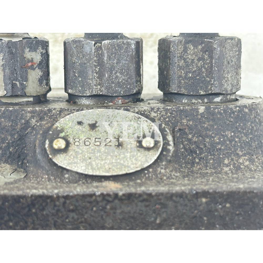 Used Fuel Injection Pump For Kubota V2203 V2203E V2203IDI Excavator Engine Parts For Kubota