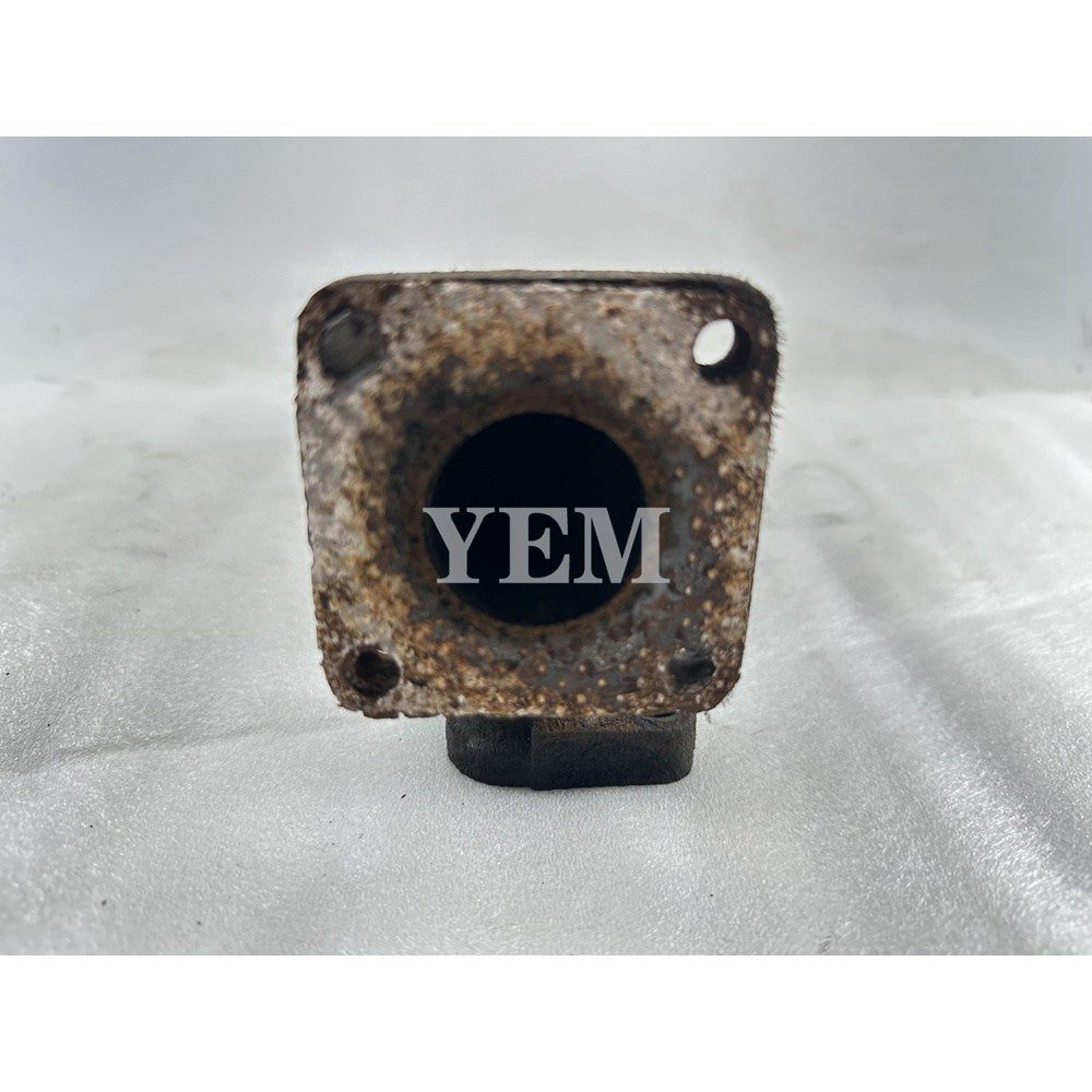 Used Exhaust Manifold For Mitsubishi K4N Engine GX40 MT408 tractor For Mitsubishi