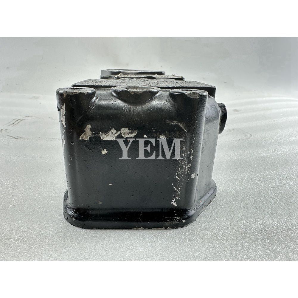 Used 3D82 Valve Chamber Cover For Komatsu 3D82 Engine For Komatsu
