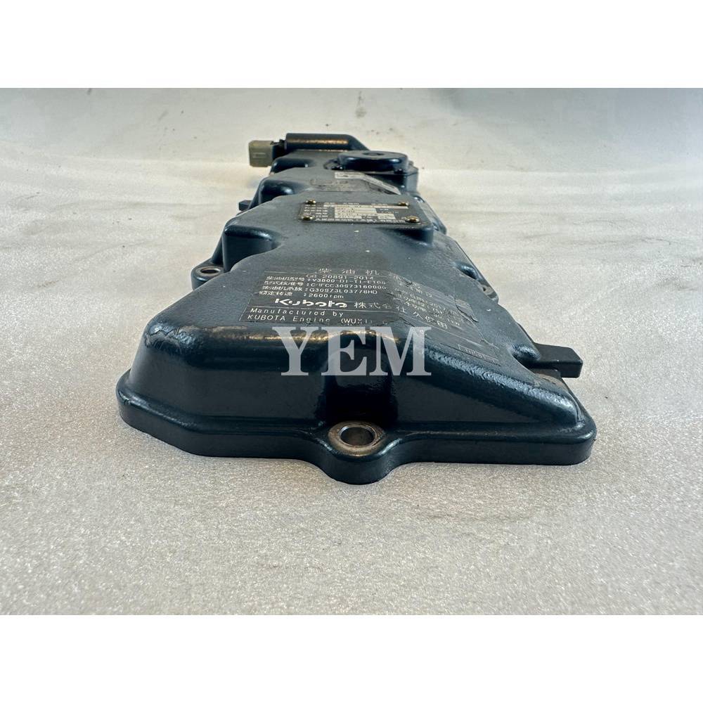 Used V3800 CR Valve Chamber Cover For Kubota V3800 CR Engine For Kubota