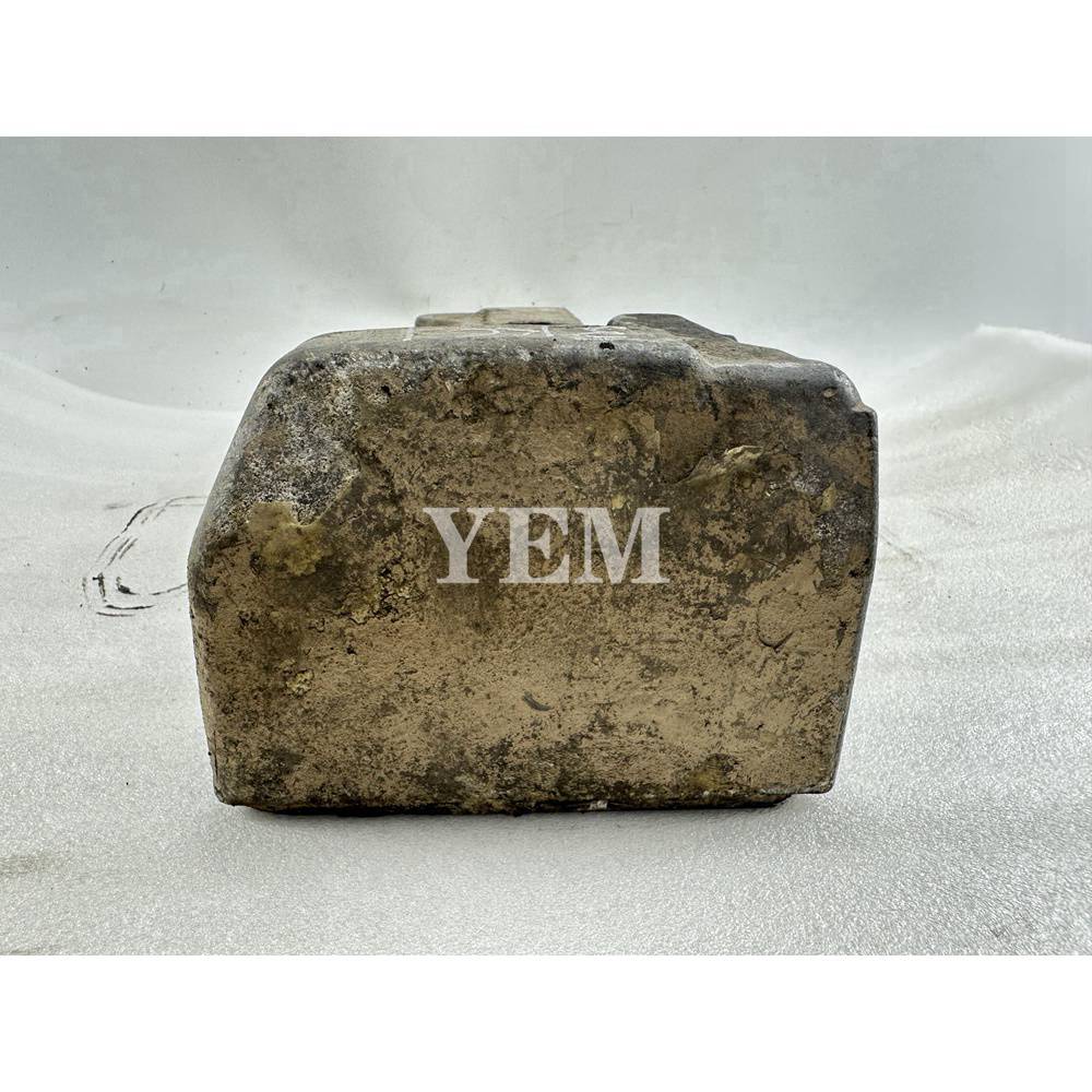 Used 3KB1 Valve Chamber Cover For Isuzu 3KB1 Engine For Isuzu