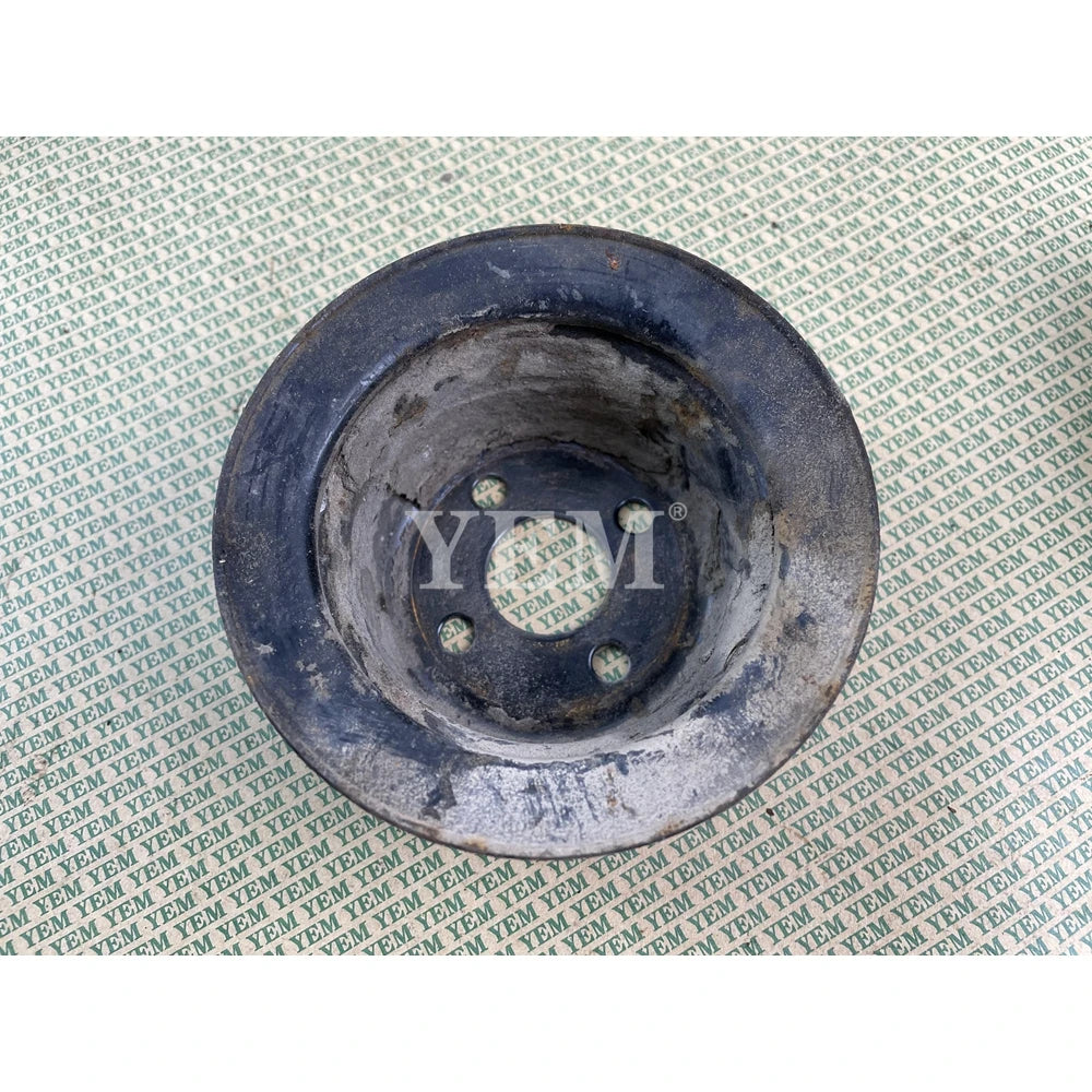 USED V1405 FAN PULLEY FOR KUBOTA DIESEL ENGINE SPARE PARTS For Kubota