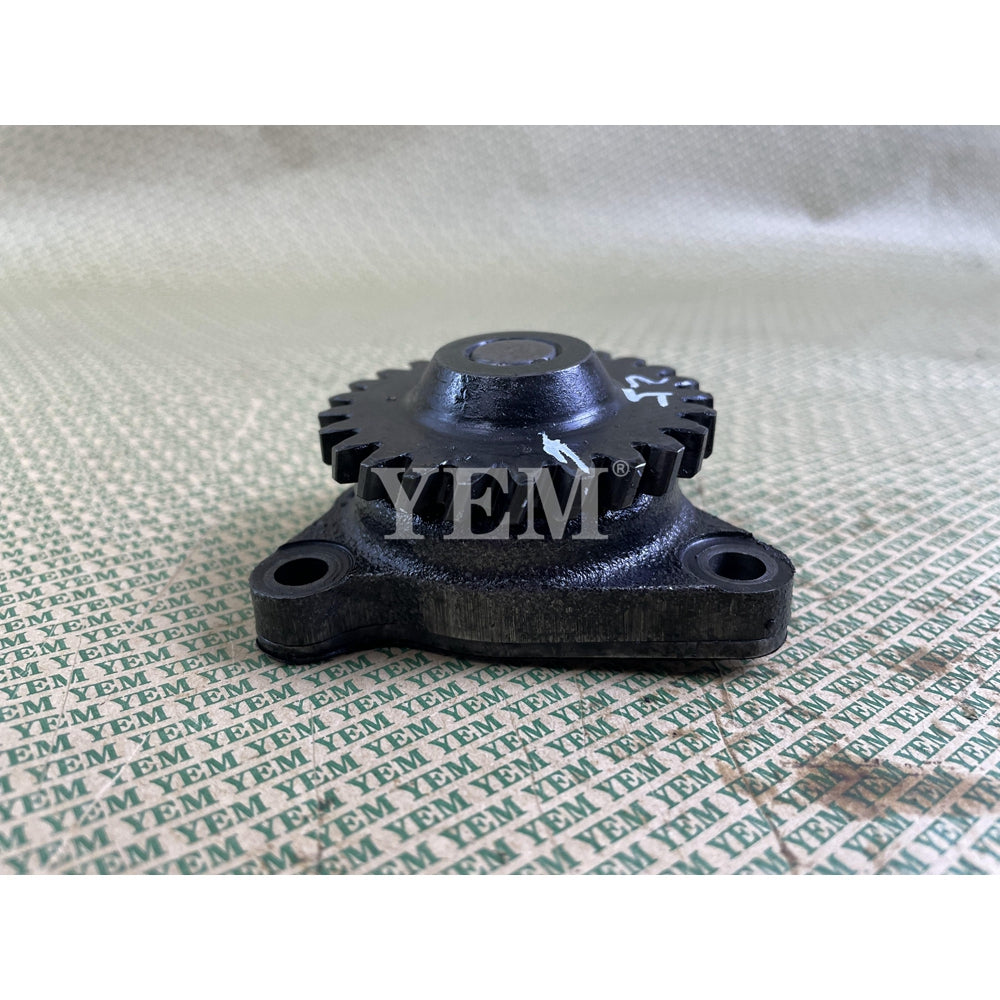 2TN66 OIL PUMP FOR YANMAR (USED) For Yanmar