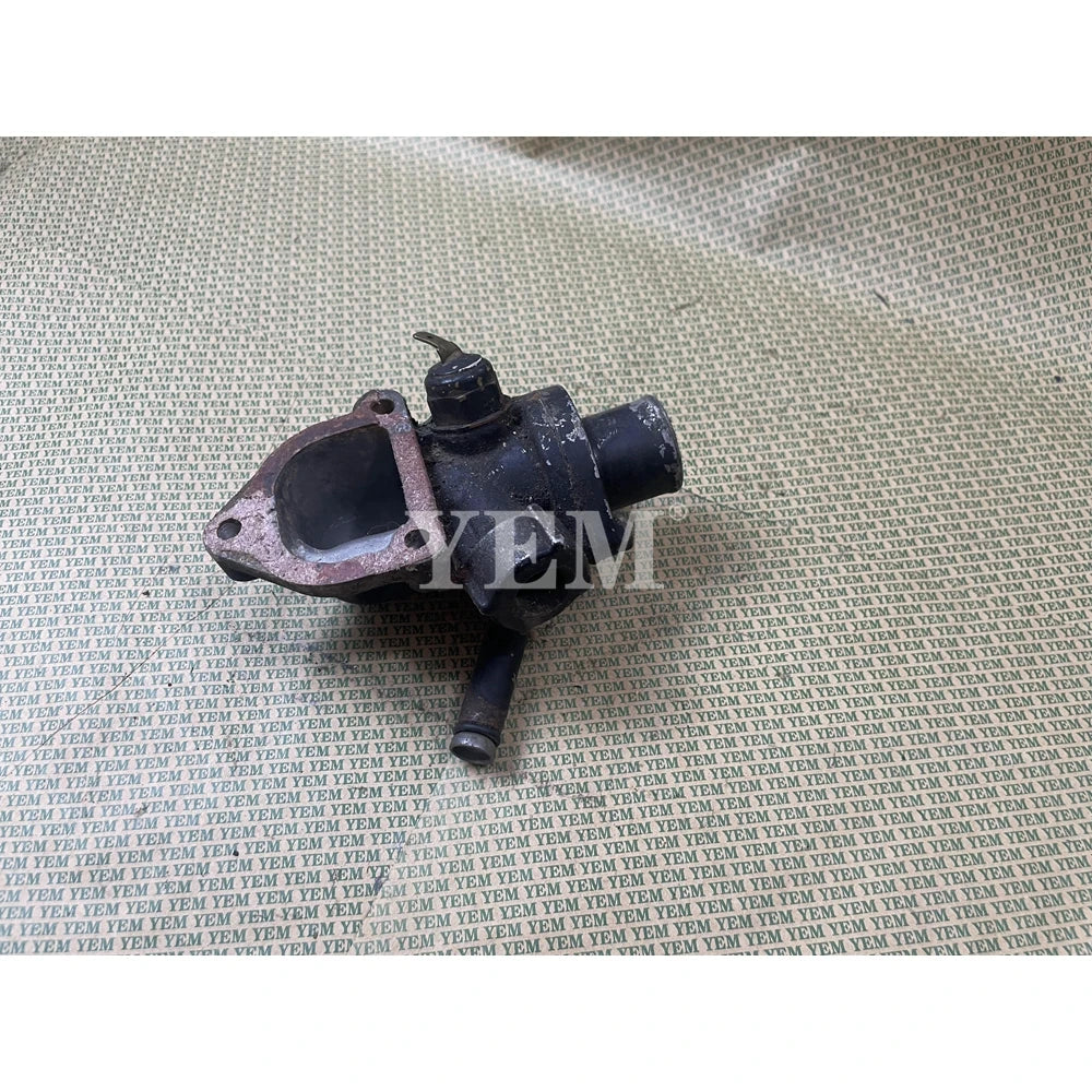 FOR MITSUBISHI ENGINE L3E THERMOSTAT COVER ASSY (USED) For Mitsubishi