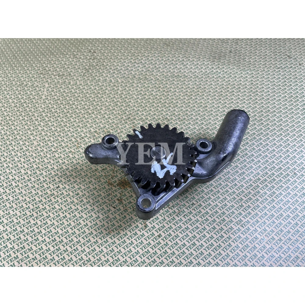 FOR KUBOTA ENGINE E72 OIL PUMP For Kubota