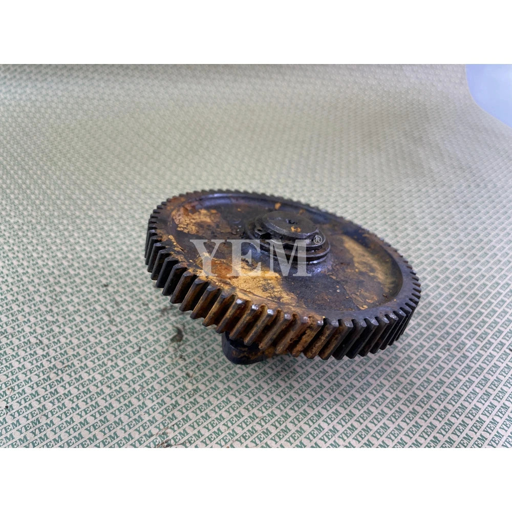 V1100 IDLE GEAR FOR KUBOTA (USED) For Kubota