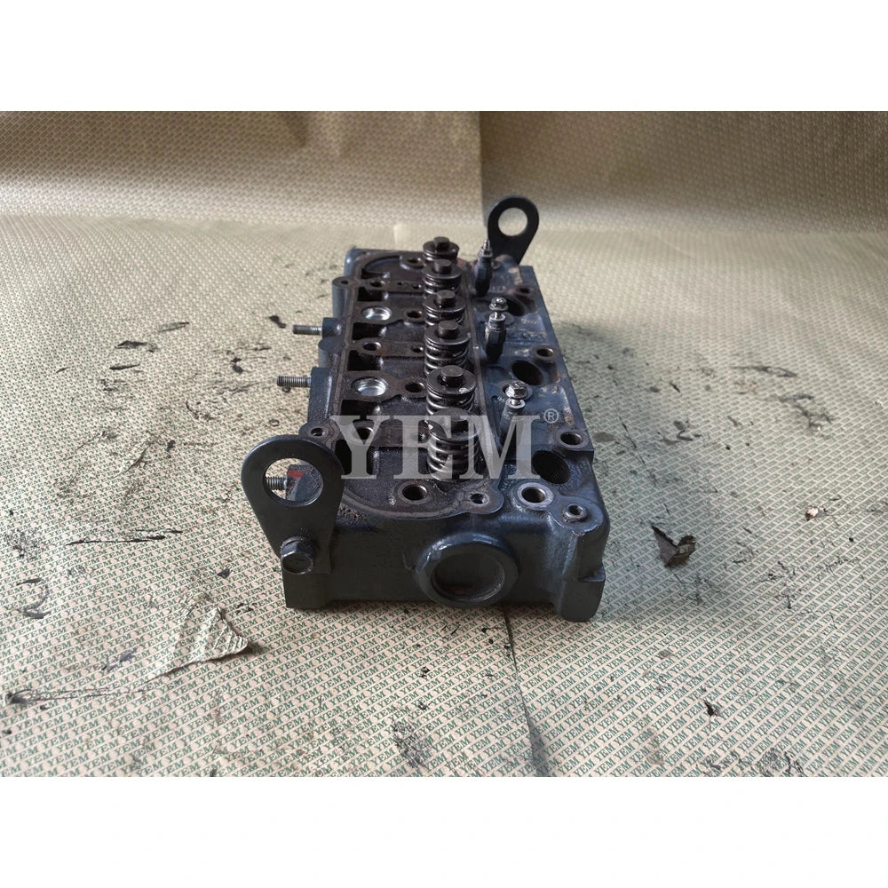 D902 CYLINDER HEAD ASSEMBLY FOR KUBOTA (USED) For Kubota