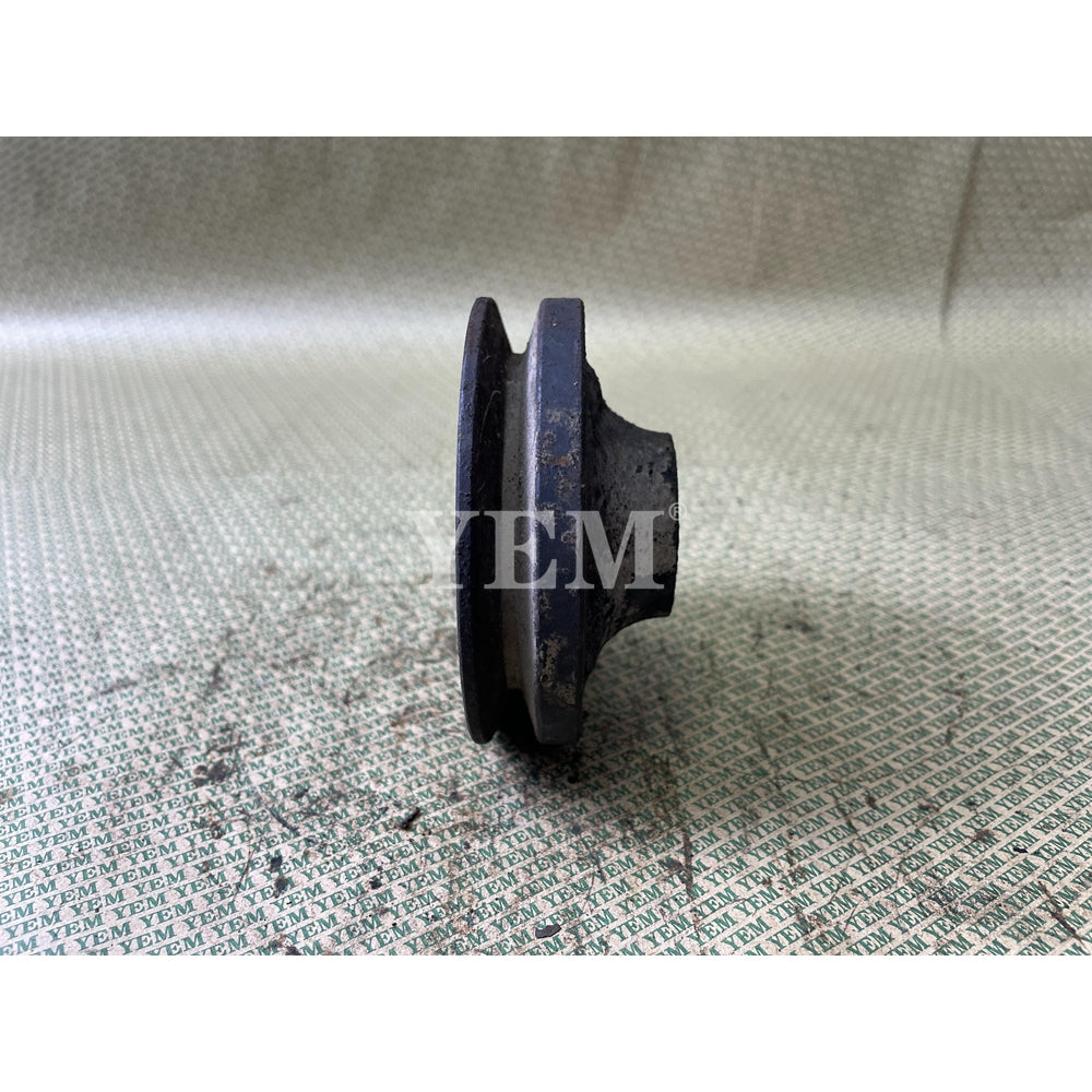 V1100 CRANK PULLEY FOR KUBOTA (USED) For Kubota