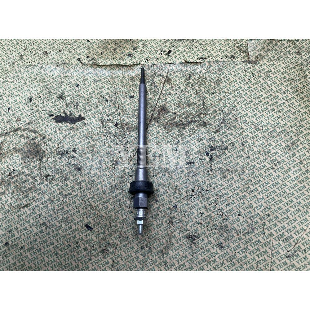V3307 GLOW PLUG FOR KUBOTA (USED) For Kubota