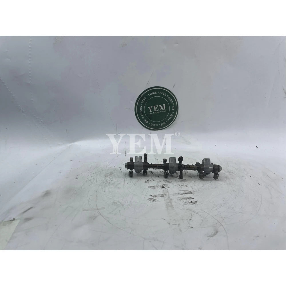 SECOND HAND ROCKER ARM ASSY FOR KUBOTA D902 DIESEL ENGINE PARTS