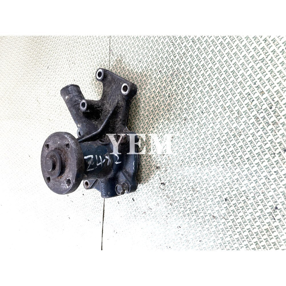 YEM Engine Parts Water Pump For Kubota T1600H T1600H-G TG1860 Z482 Engine 15881-73030 For Kubota