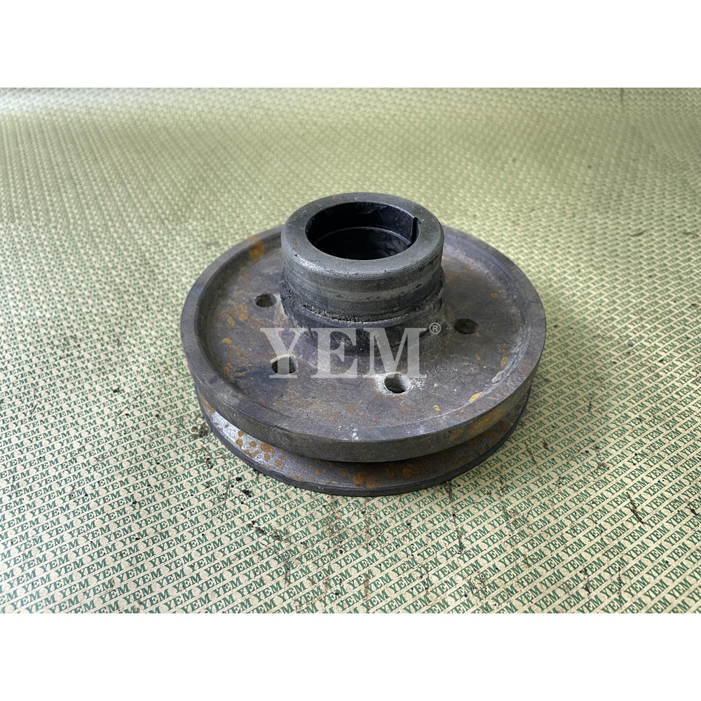 FOR KOMATSU ENGINE 4D95 CRANKSHAFT PULLEY For Komatsu