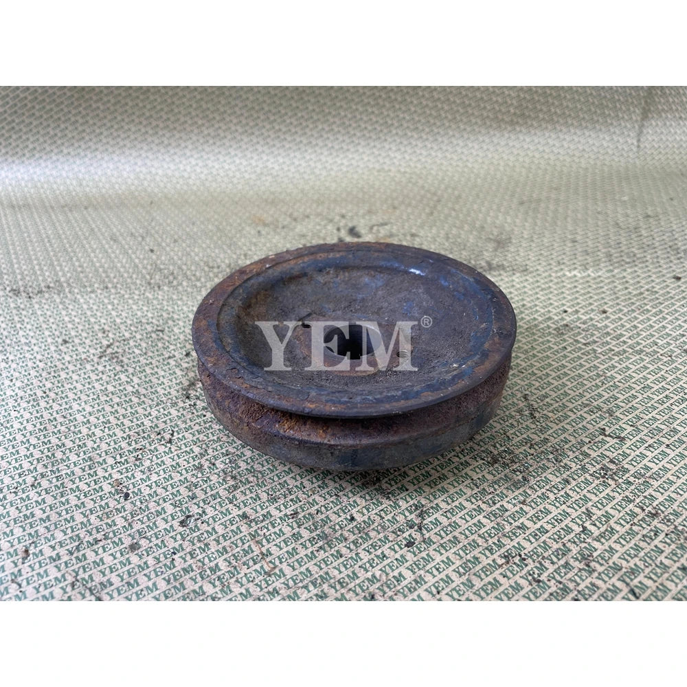 USED CRANKSHAFT PULLEY FOR KUBOTA D850 ENGINE For Kubota