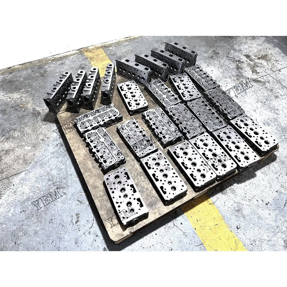 Cylinder Head For Kubota D902 Engine YEMPARTS