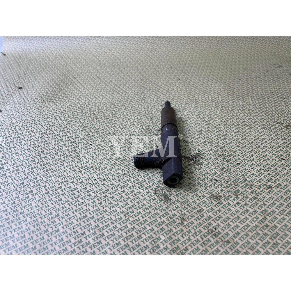 USED V2203DI INJECTOR FOR KUBOTA DIESEL ENGINE SPARE PARTS For Kubota