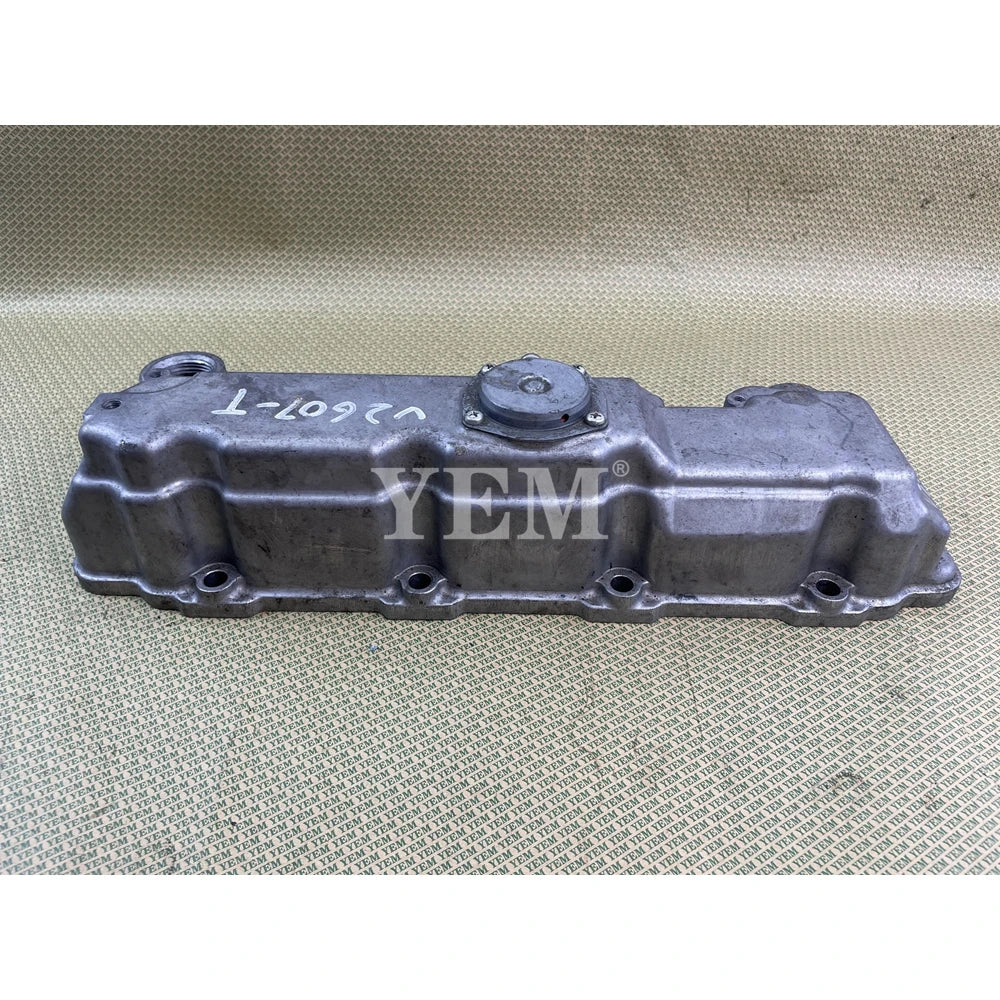 USED V2607-T VALVE COVER FOR KUBOTA DIESEL ENGINE SPARE PARTS For Kubota